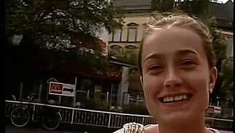 Ukryte Pragnienia Kumpla Ujawnione W Filmie Z 1995 Roku.